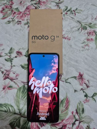 Moto g34 5g reiniciando. Com caixa sem carregador