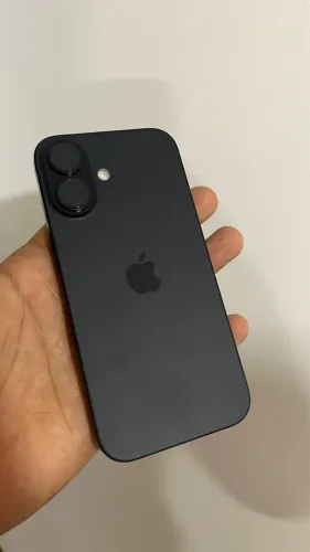 iphone 16 Preto 128gb (Também troco pelo 17 pro com volta)