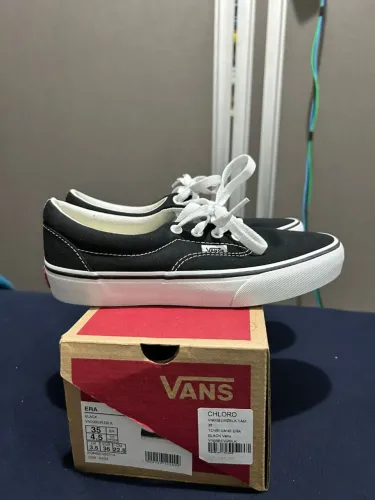 Tênis Vans 35