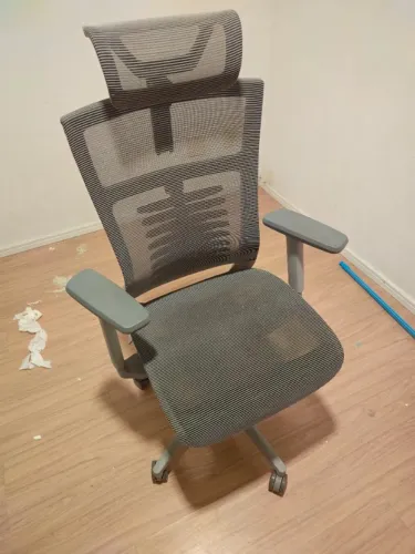Cadeira Ergonômica Elements Vertta Pro - Excelente Estado