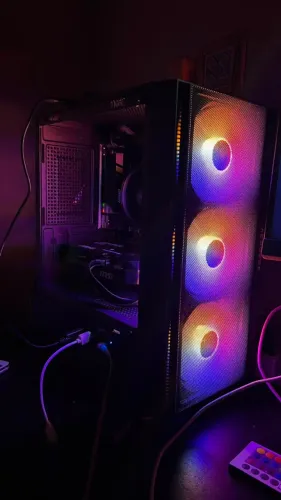 PC GAMER RTX5060 + MONITOR AOC 27''