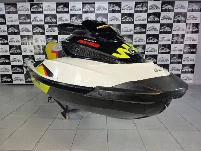 Jet Ski Sea Doo Wake Pro 2015