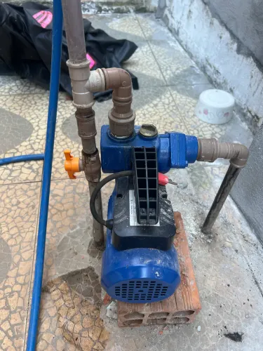 Bomba d?água