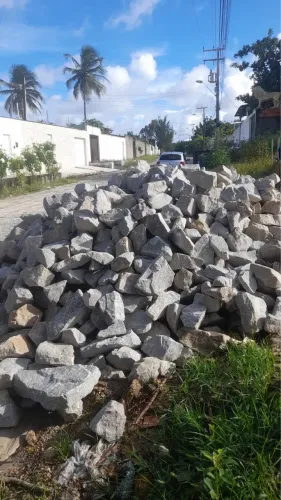 PEDRA DE MÃO, BRITA, PÓ DE PEDRA, ATERRO, AREIA, ARISCO *