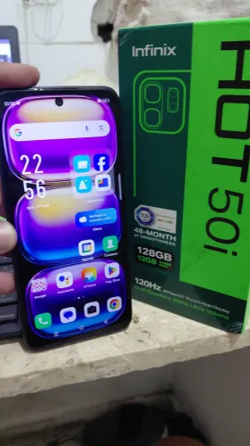 Infinix Hot 50i 128GB 12 RAM 6+6 Extra novo trocas só com volta em dinheiro. 350