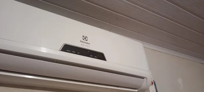 Ar-condicionado Eletrolux 9 bt,, Venda Urgente preço baixo