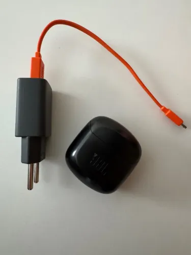 Fone JBL sem fio Club Pro+ TWS SEMINOVO