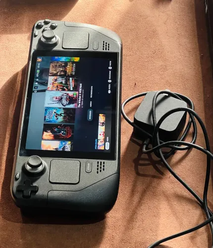 Steamdeck LCD (256gb + Cartão SD + Estojo)