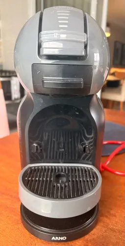 Cafeteira Dolce Gusto - Arno