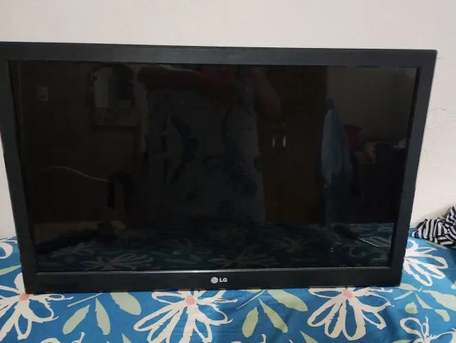 Tv LG 32 pol ( leia a descrição