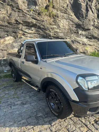 Ford Ranger XLS 2.3 16V 145cv/150cv 4X2 CS 2011