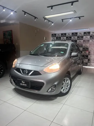 Nissan March SV 1.0 16V Flex Fuel 5P 2015