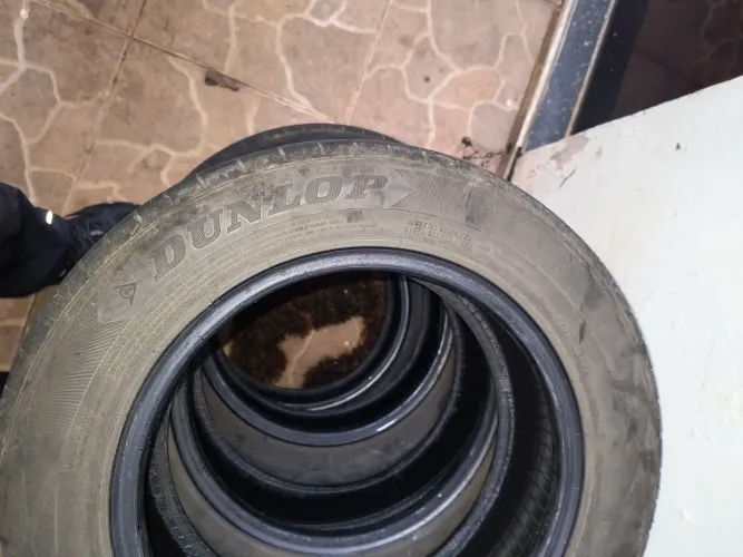 Pneu 175 65 14 Dunlop 