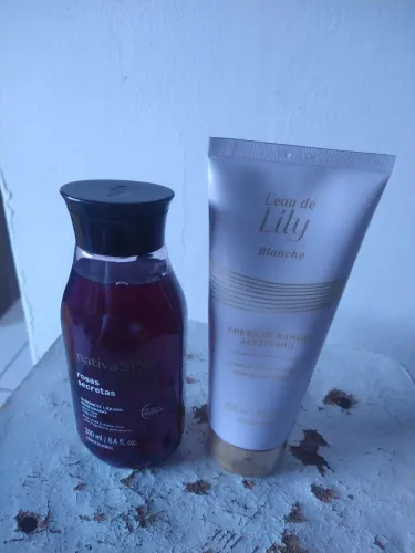 Kit nativa SP rosas secretas e um creme de banho lily