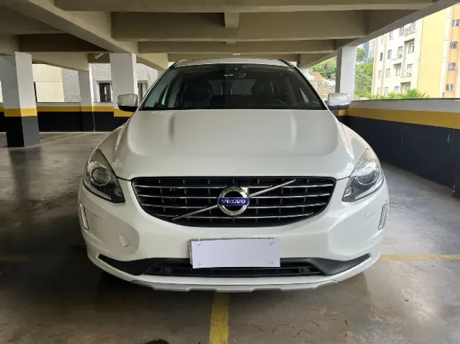 Volvo XC 60 T-5 Momentum 2.0 245cv FWD 5P 2017