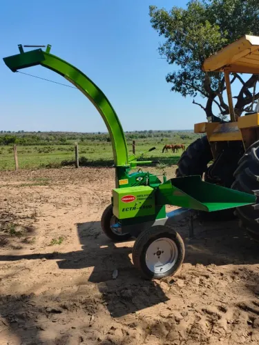 Picadeira Ensiladeira Cremasco ECTR-4800 PLUS - Ano 2023