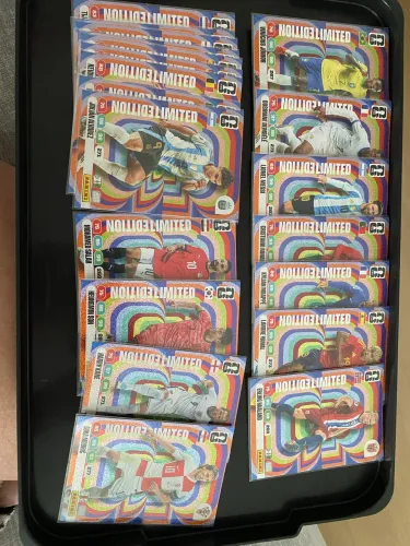 Adrenalyn Cards