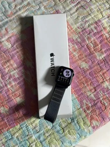 Apple Watch SE 2ª Geração 44mm GPS - Original com Caixa ?