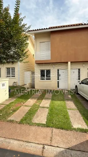 Casa aconchegante no condomínio Caminhos da Serra !