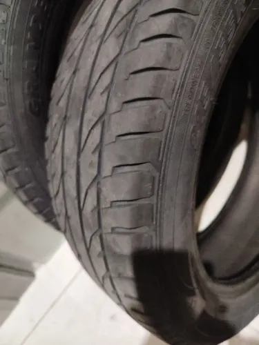 Vendo 2 pneus