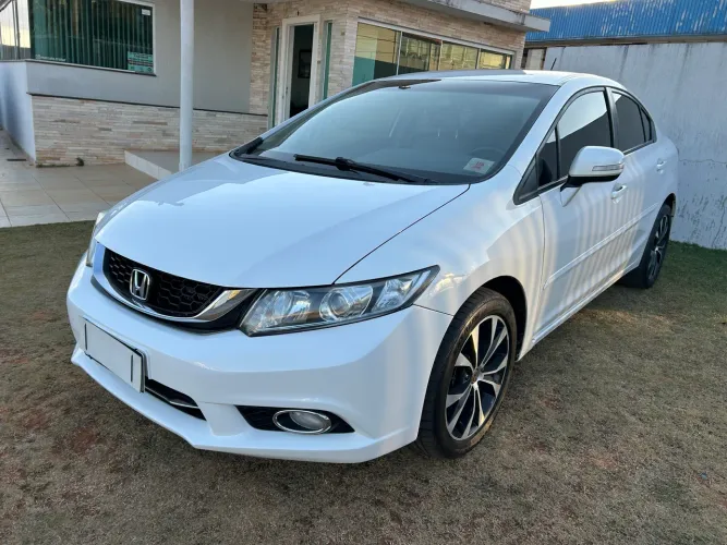 Honda Civic Sedan LXR 2.0 Flexone 16V Aut. 4P 2014