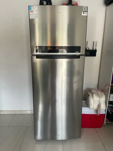 Geladeira Midea 490L ? Novíssima! Apenas 2 meses de uso