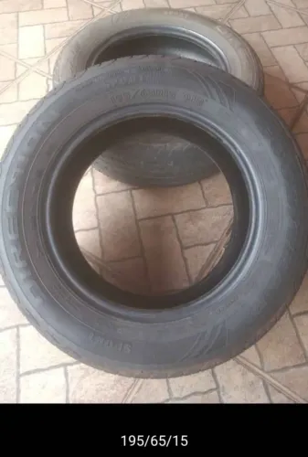 Par pneus 195/65/R15