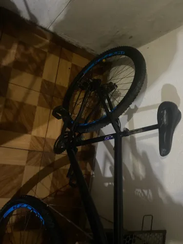 Vende se ou troca uma bicicleta aro 29