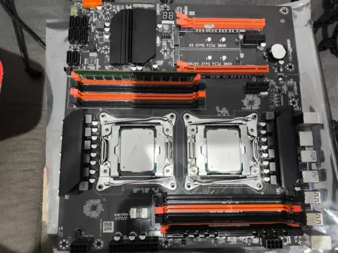 Kit dual CPU Xeon 2697 V3 28 núcleos 56 threads + 16gb ddr4