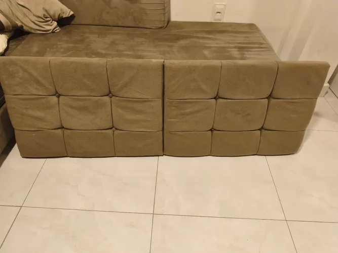 Cabeceira de cama bege