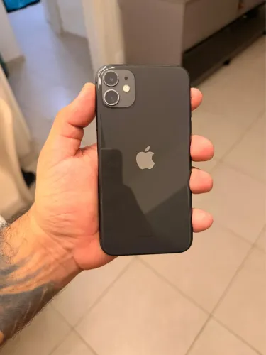 iPhone 11 64GB