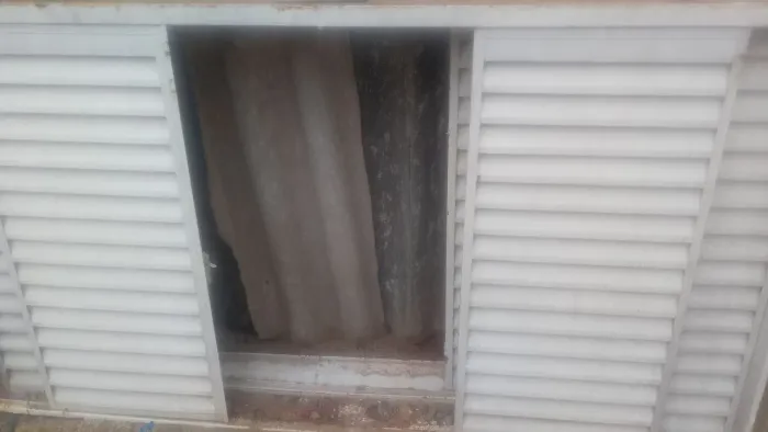 Vende se Janelas