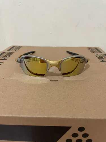 Óculos de Sol Metal Redondo 24K Borracha Preta