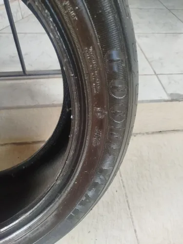 Pneu good year 205/55/17