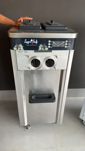 Vendo máquina de sorvete Expresso Logrosolft LSD425