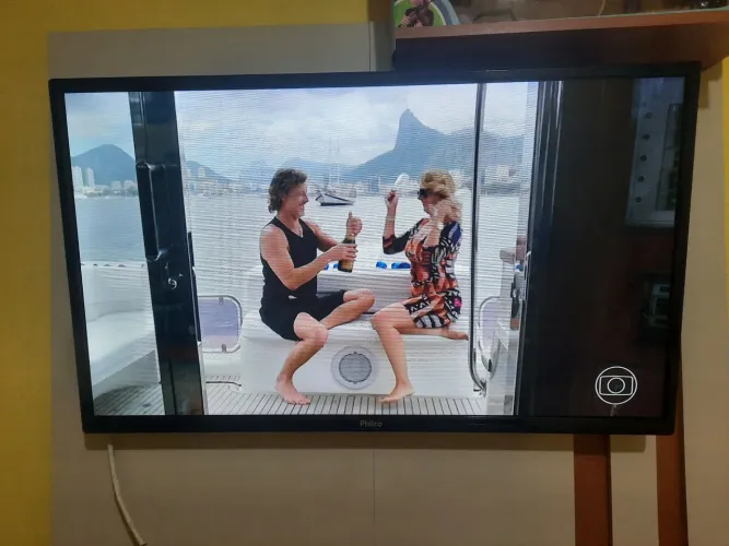 Tv Philco 32 não é smart