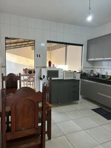 Vendo casa na 704 sul há 400 metros do bope polícia militar