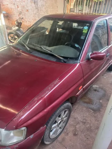 Ford Escort GLX 1.8i 16V 4P 2001