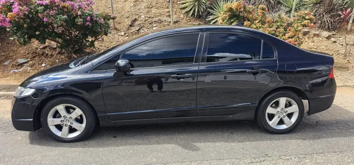 Honda Civic Sedan LXS 1.8/1.8 Flex 16V Aut. 4P 2008