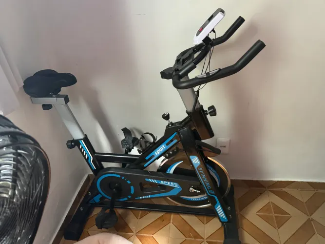 bicicleta ergométrica 13kgs 120kgs