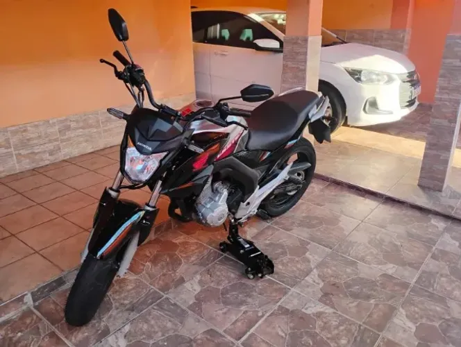 CB TWISTER F 250 cc