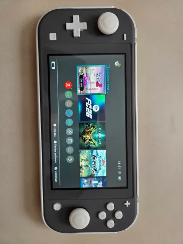 Nintendo Switch Lite (perfeito)