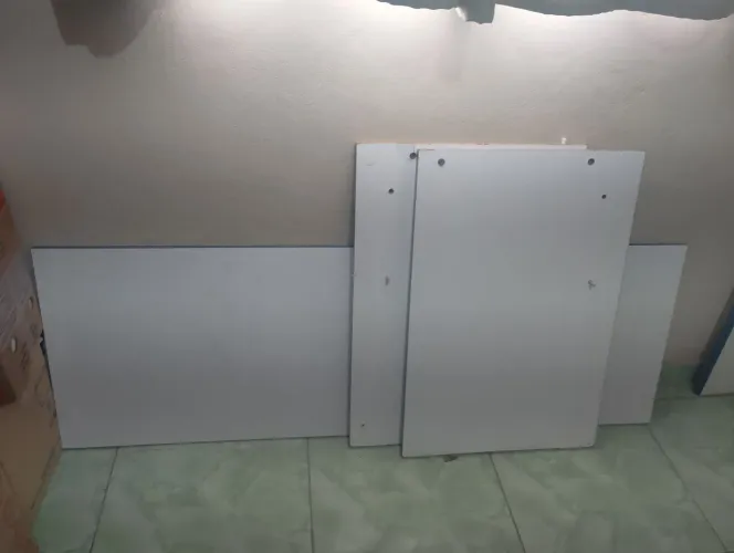 2 escrivaninhas
