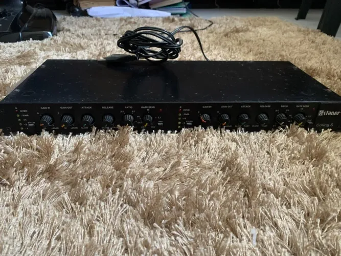 Processador de Dinâmica Behringer Composer (linha Composer / Composer S...)