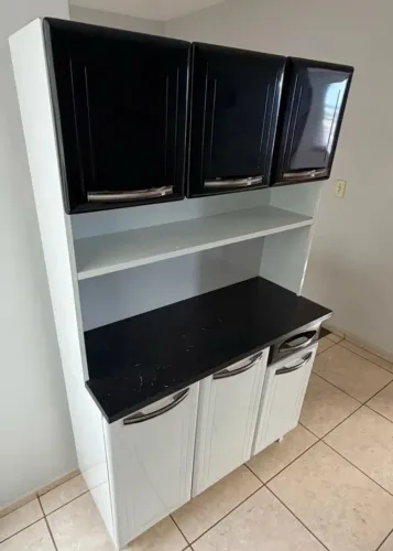 Armário de cozinha em aço
