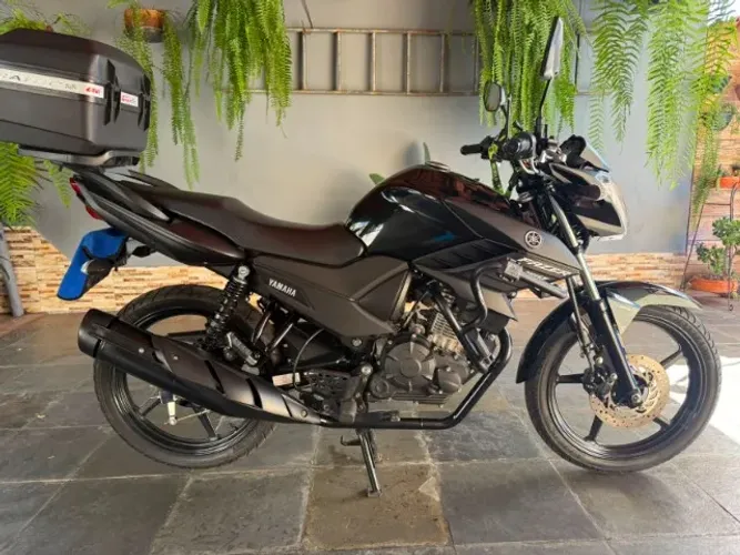 YAMAHA FAZER YS150 SED PRETA