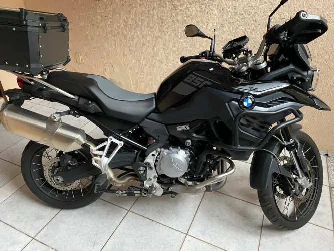 BMW GS 850 2023/2024 - Seminova - 18.341 km - Impecável! 
