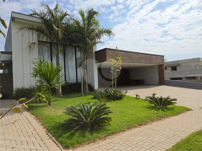 Casa térrea com 4 suítes à venda - Condomínio Fazenda Alta Vista - Salto de Pirapora/SP