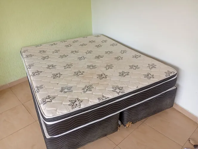 Doação Cama Queen Ortobom usada