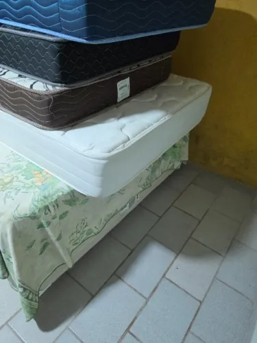 Ideal pessoas altas - Cama e colchão solteiro tamanho especial 2,10 X 1,10